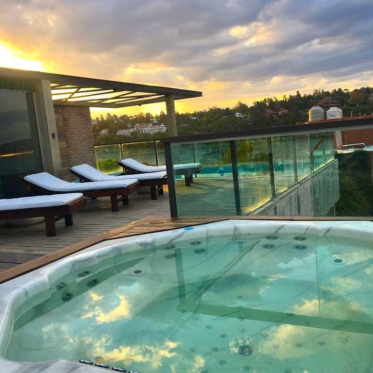 Hotel Costalago Suites