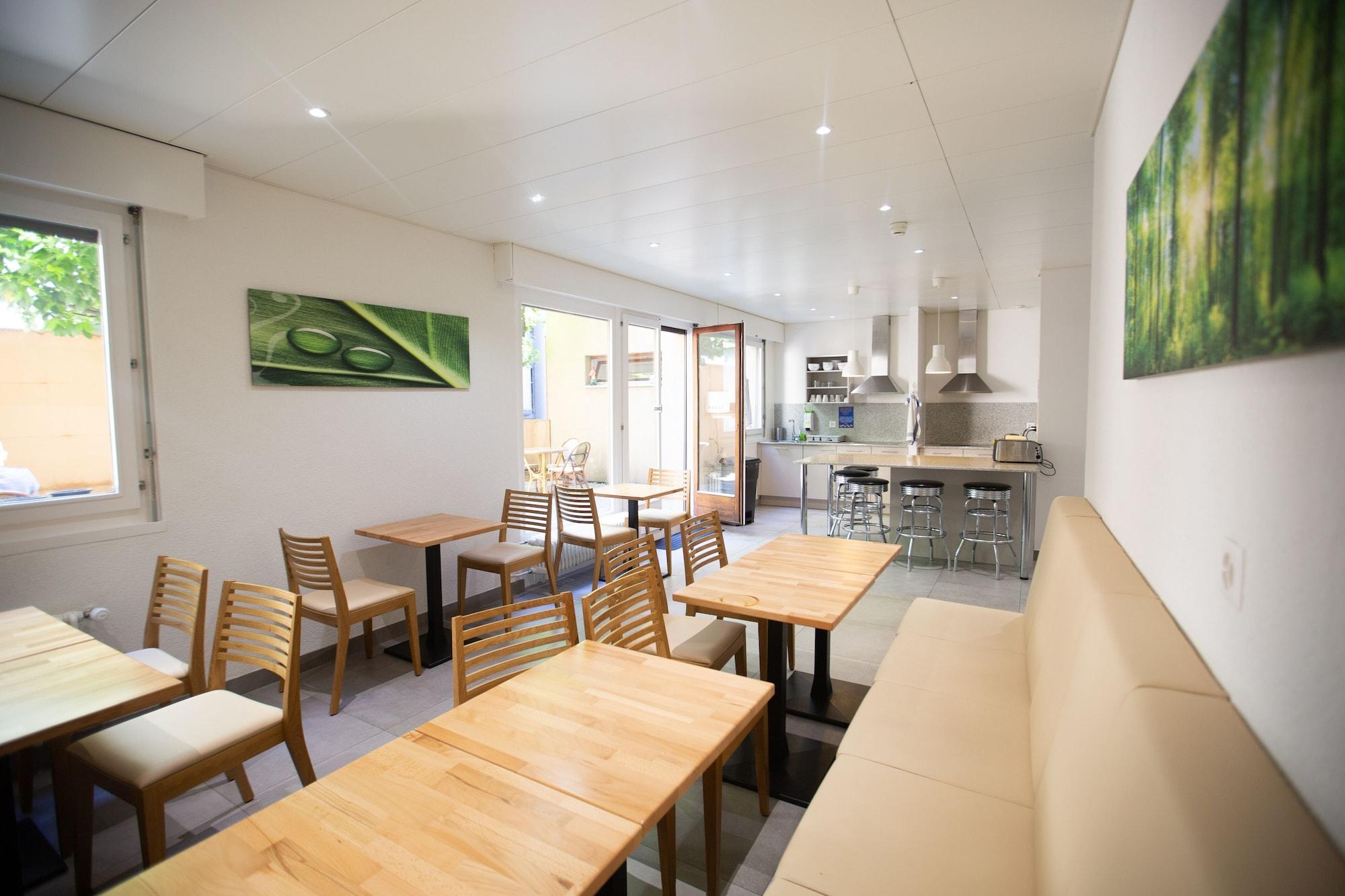 Restaurant City Hostel Geneva