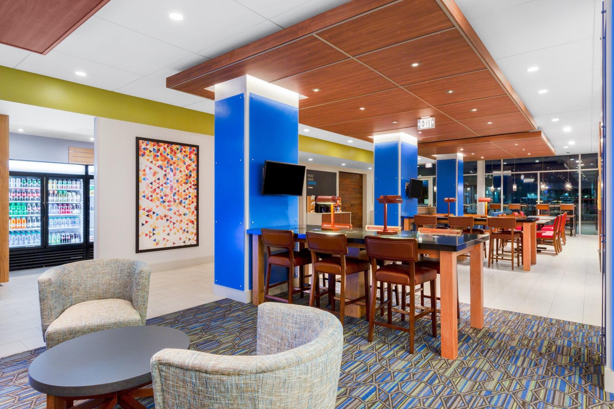 Vista Exterior Holiday Inn Express and Suites Union Gap- Yakima Area by IHG