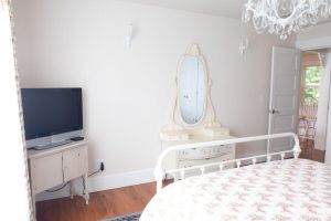 Alojamiento - New High End Guesthouse in Warm Beach, Stanwood, WA.