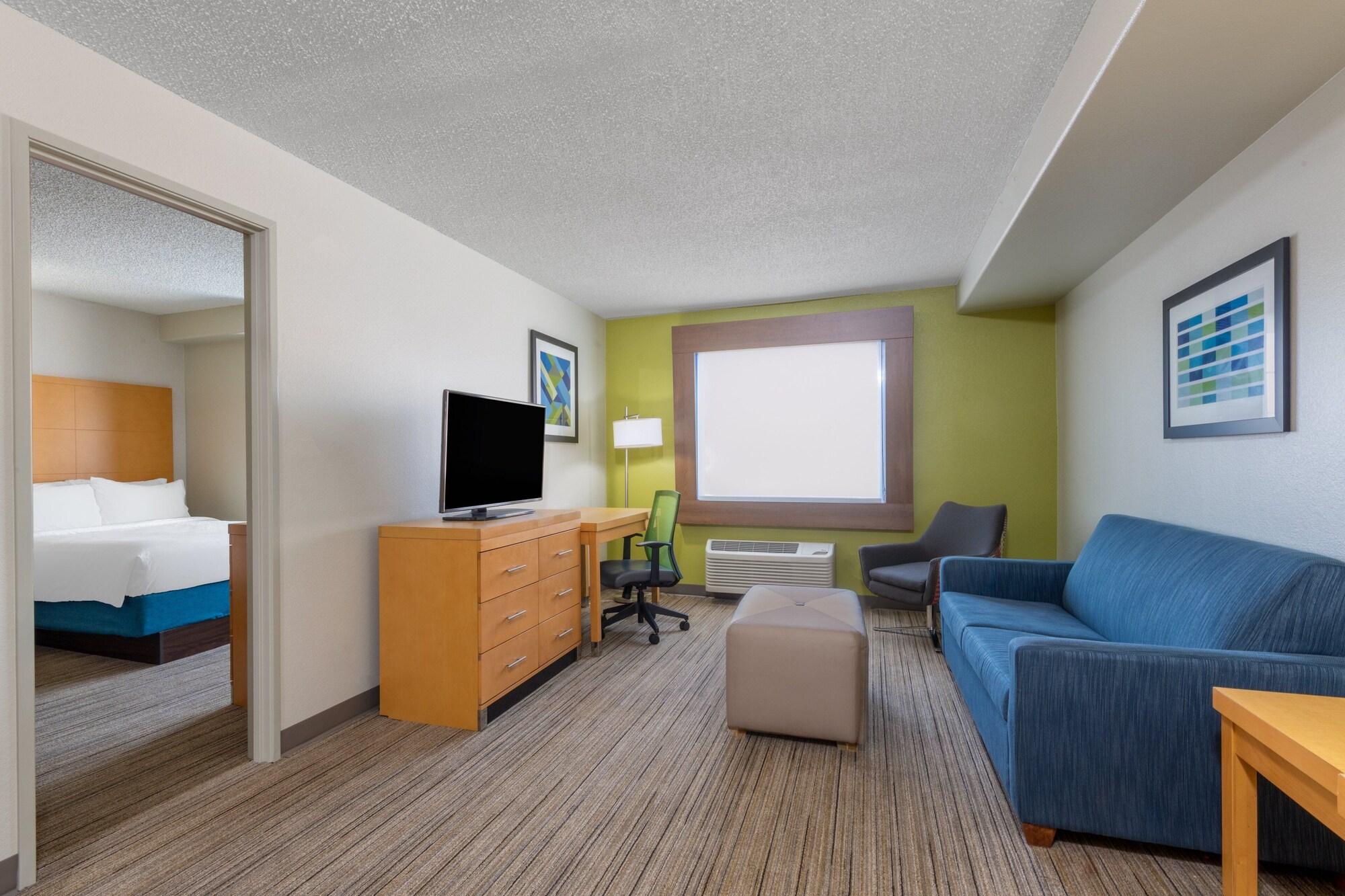Habitación Holiday Inn Express & Suites Wheat Ridge-Denver West by IHG