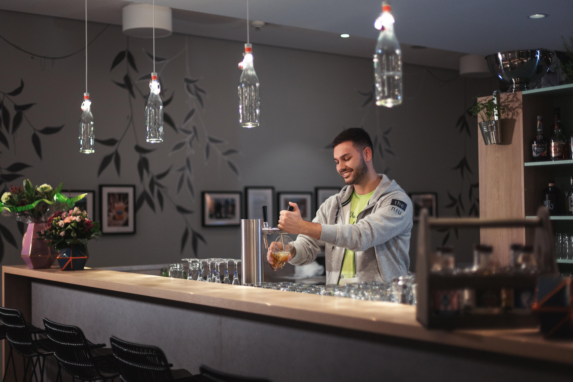 Bar/Salón Holiday Inn - the niu, Crusoe Bremen Airport by IHG