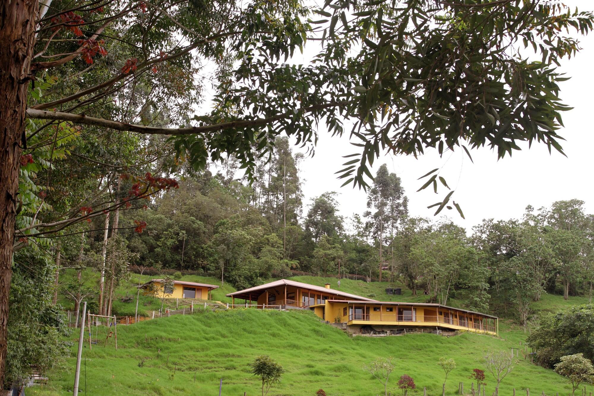 Vista Exterior Hotel Gran Azul