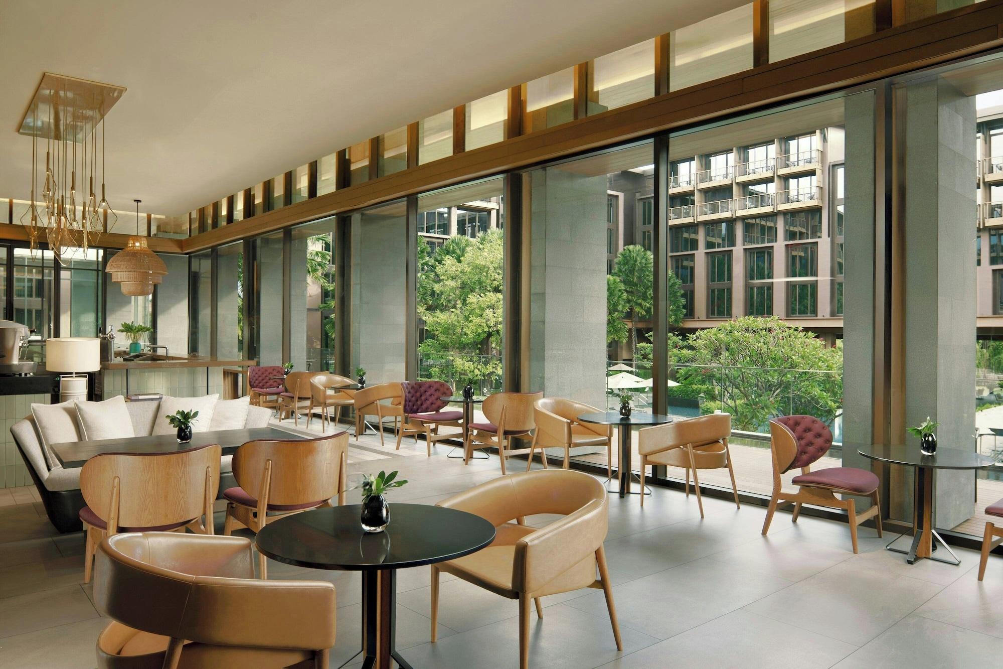Vista Lobby Courtyard by Marriott Bangkok Suvarnabhumi Airport