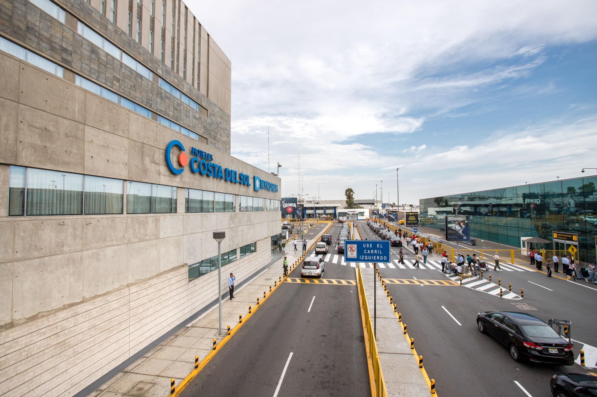Vista Exterior Wyndham Costa Del Sol Lima Airport