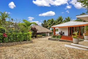 Alojamiento - Tides Reach Resort