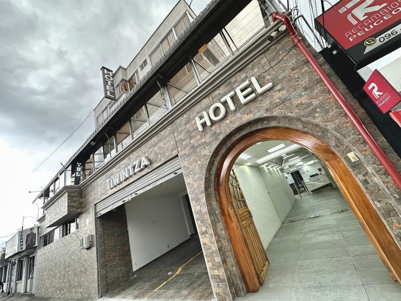 Vista Exterior Hotel Tiwintza Internacional