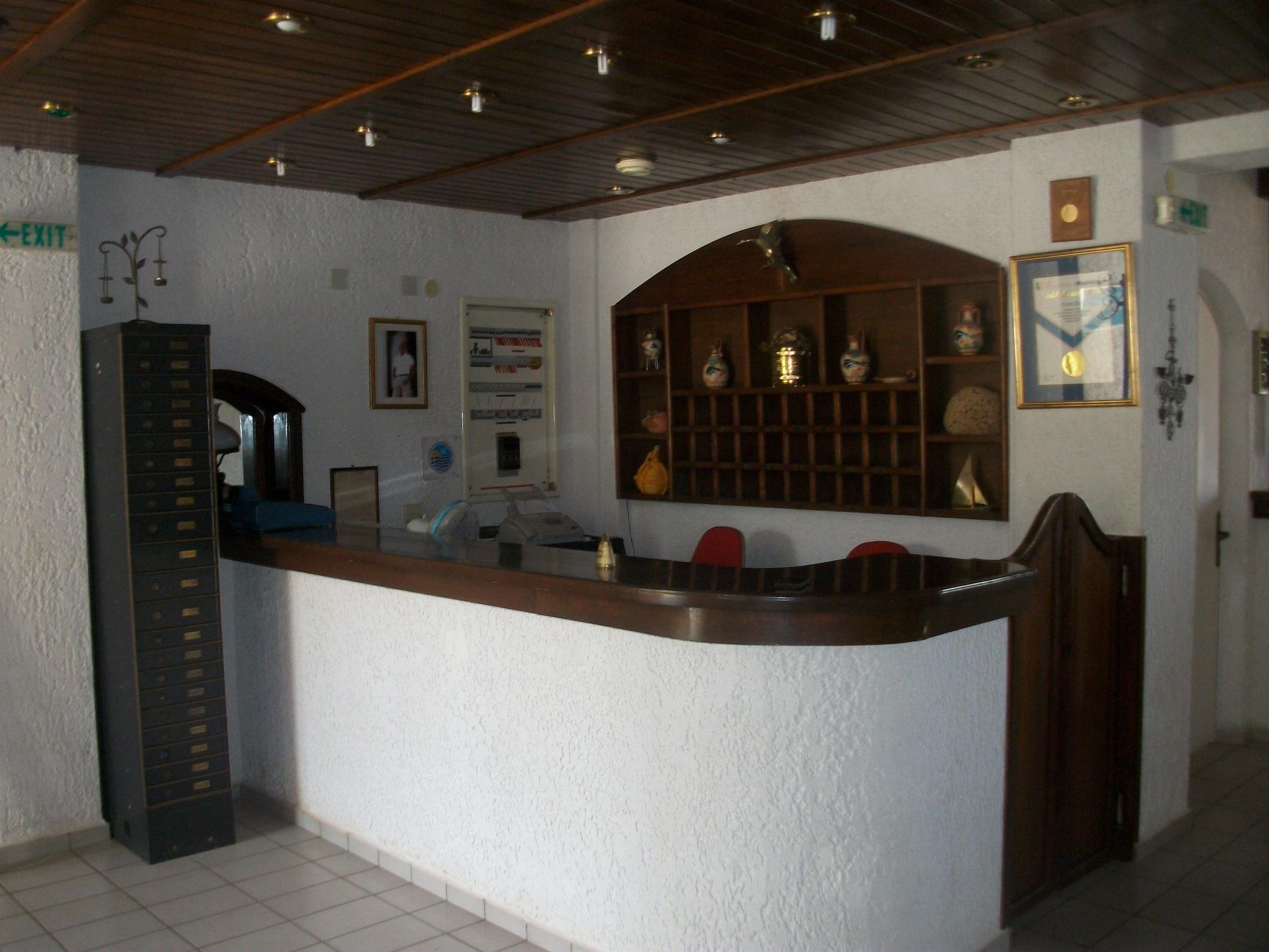 Vista Lobby Efi Hotel