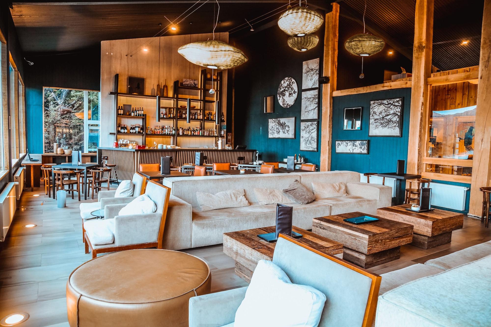 Bar/Salón Hotel Lago Grey