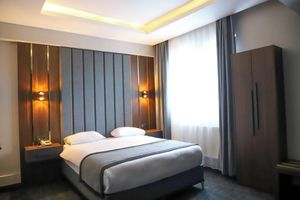 Alojamiento - Cenas Otel