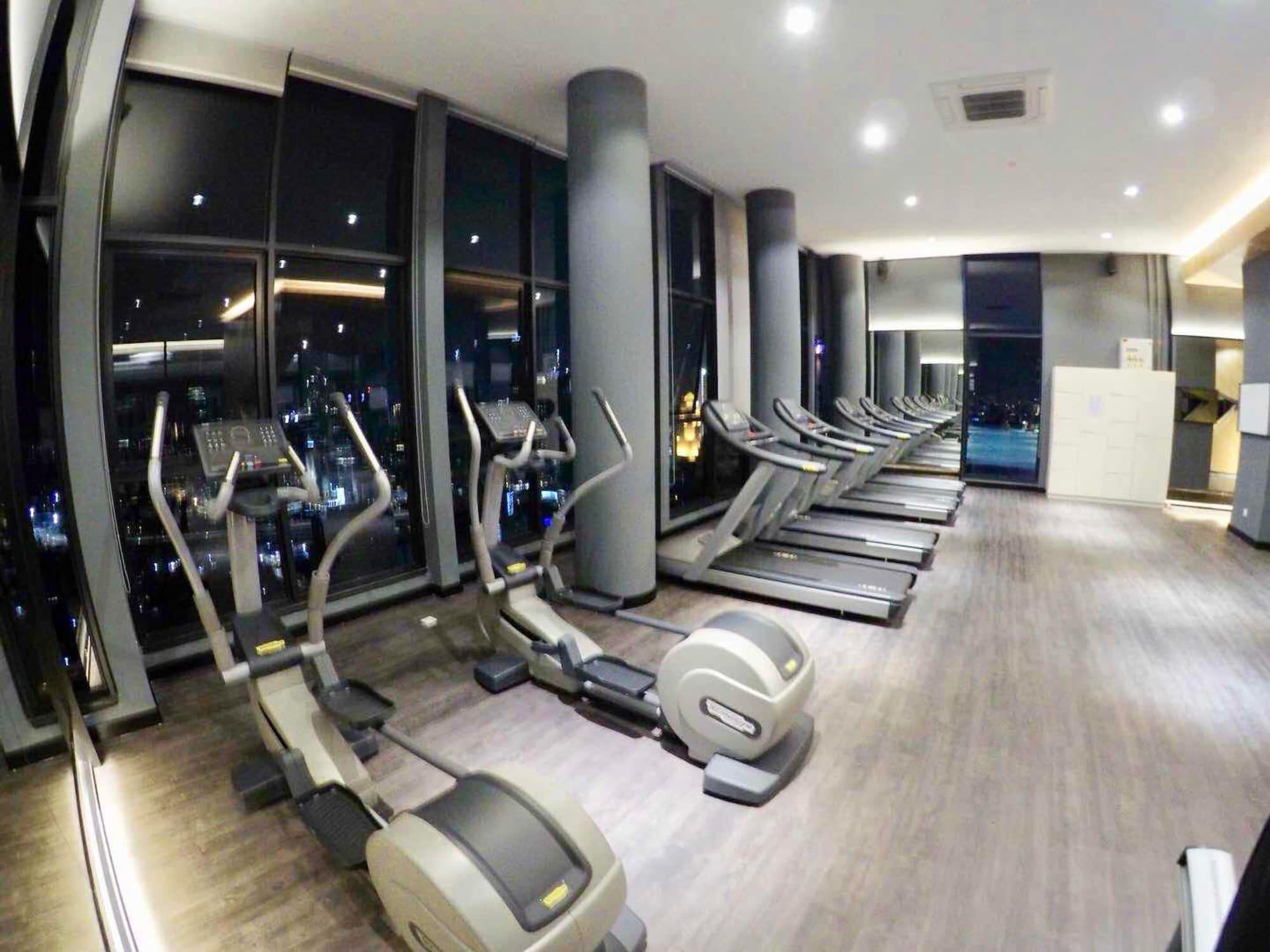 Gimnasio Expressionz Professional Suites by Kelvin