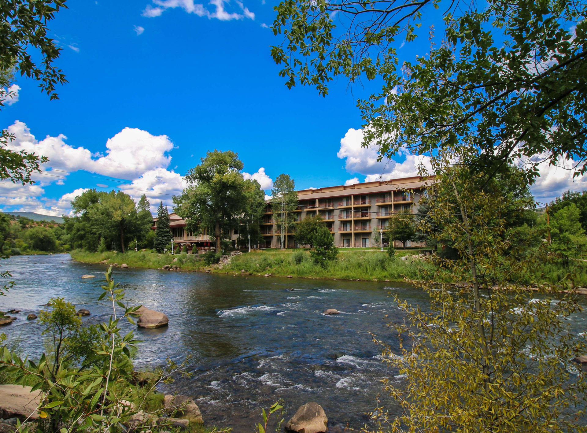 Vista Lobby DoubleTree by Hilton Durango