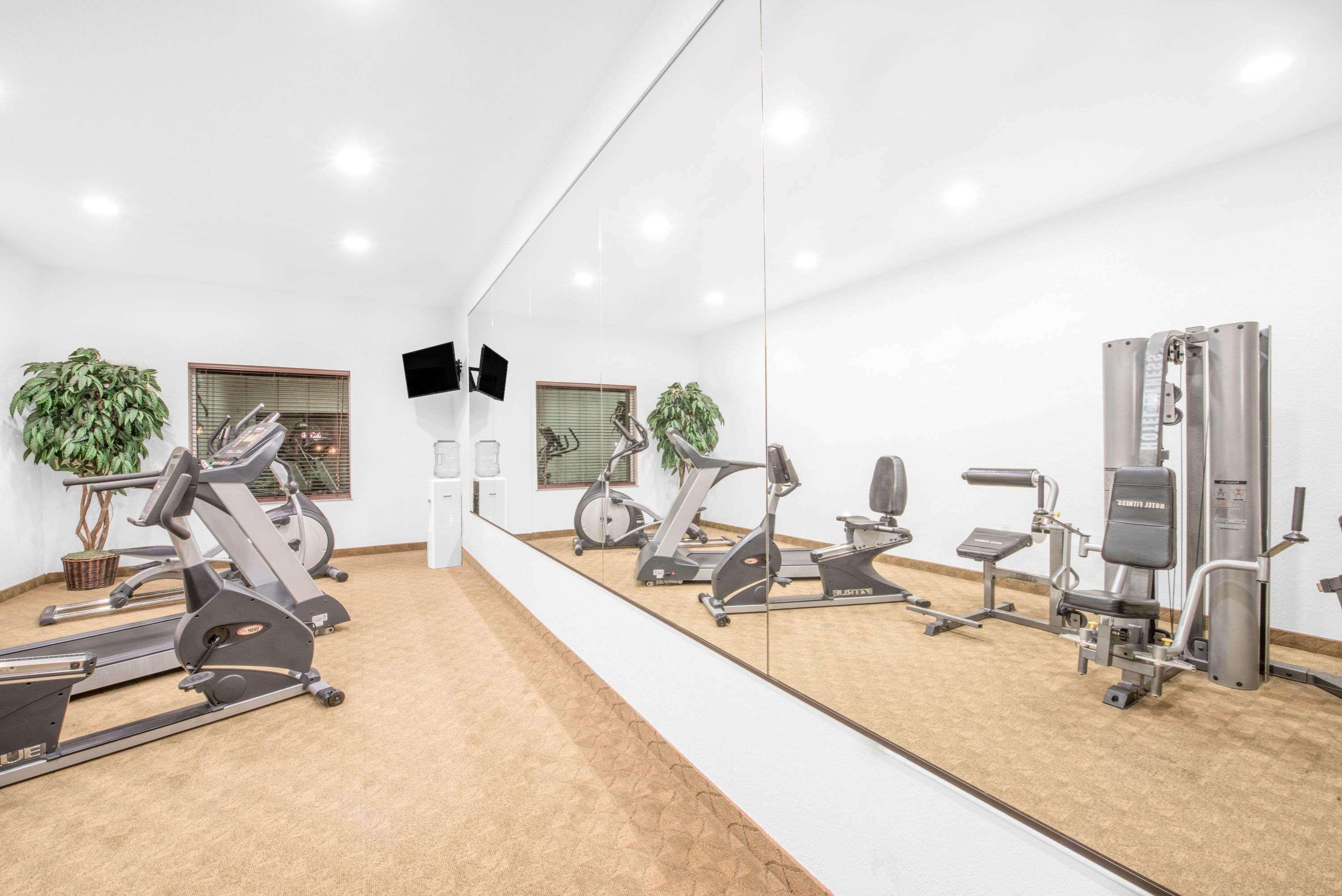 Instalaciones Recreativas Baymont by Wyndham Pearsall