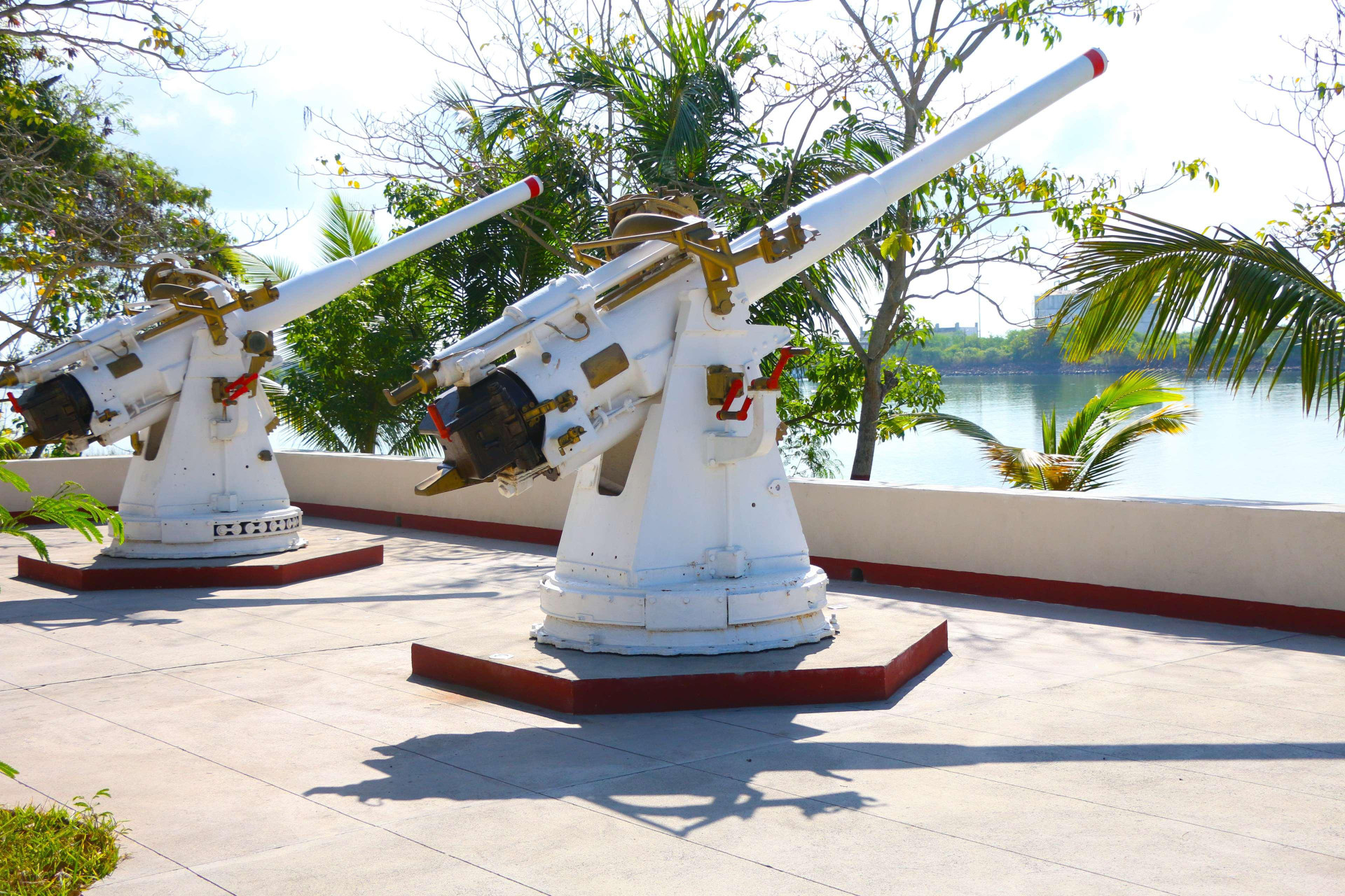 Vista Exterior Best Western Riviera Tuxpan