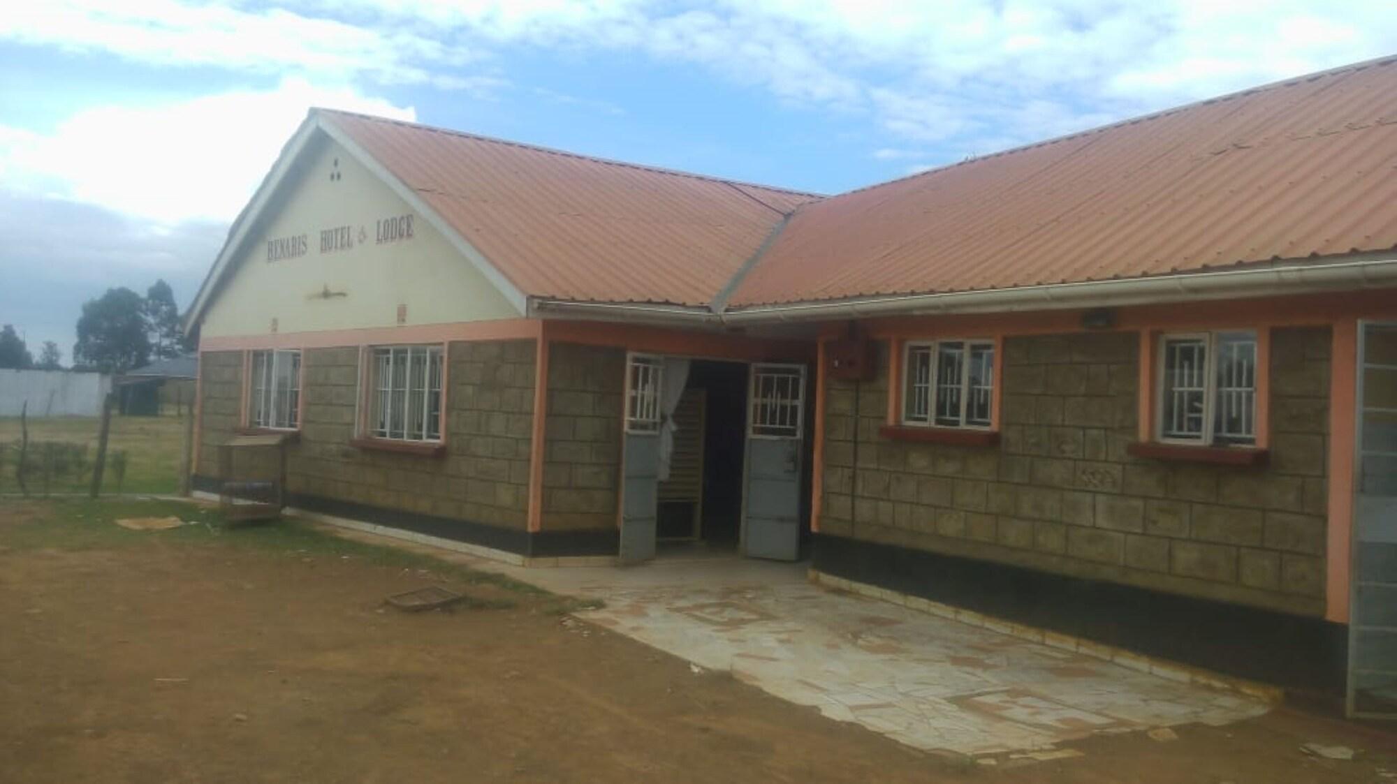 Varios Benaris Hotel & Lodge