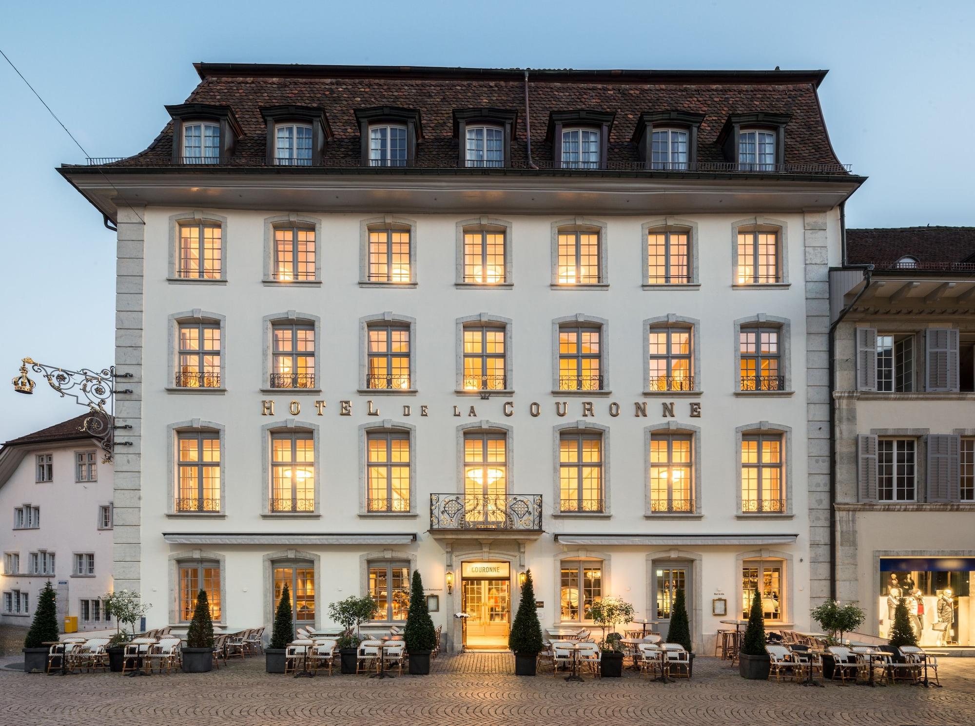 Varios La Couronne Hotel Restaurant