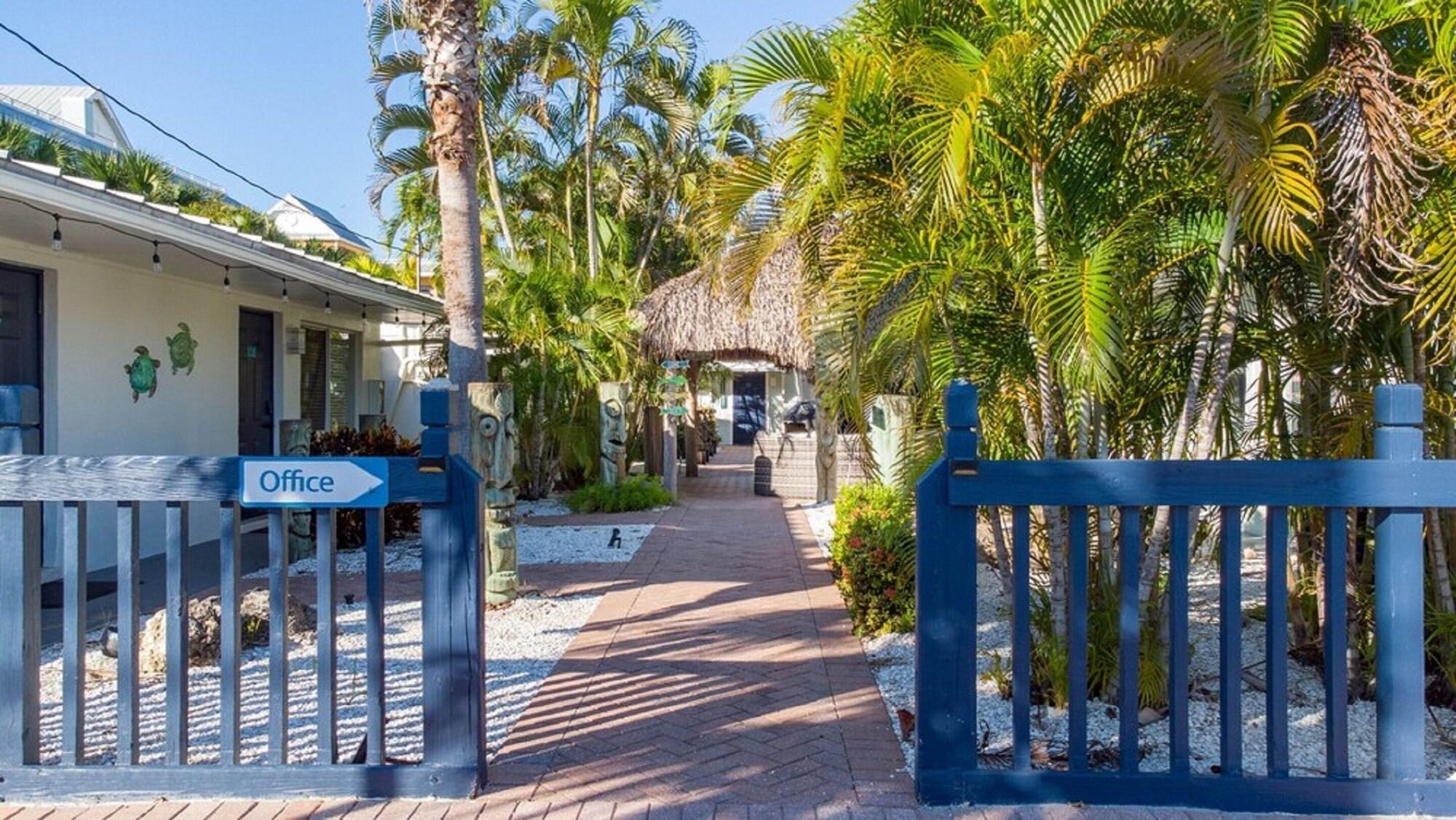 Comodidades del Alojamiento Bonita Beach Inn and Suites