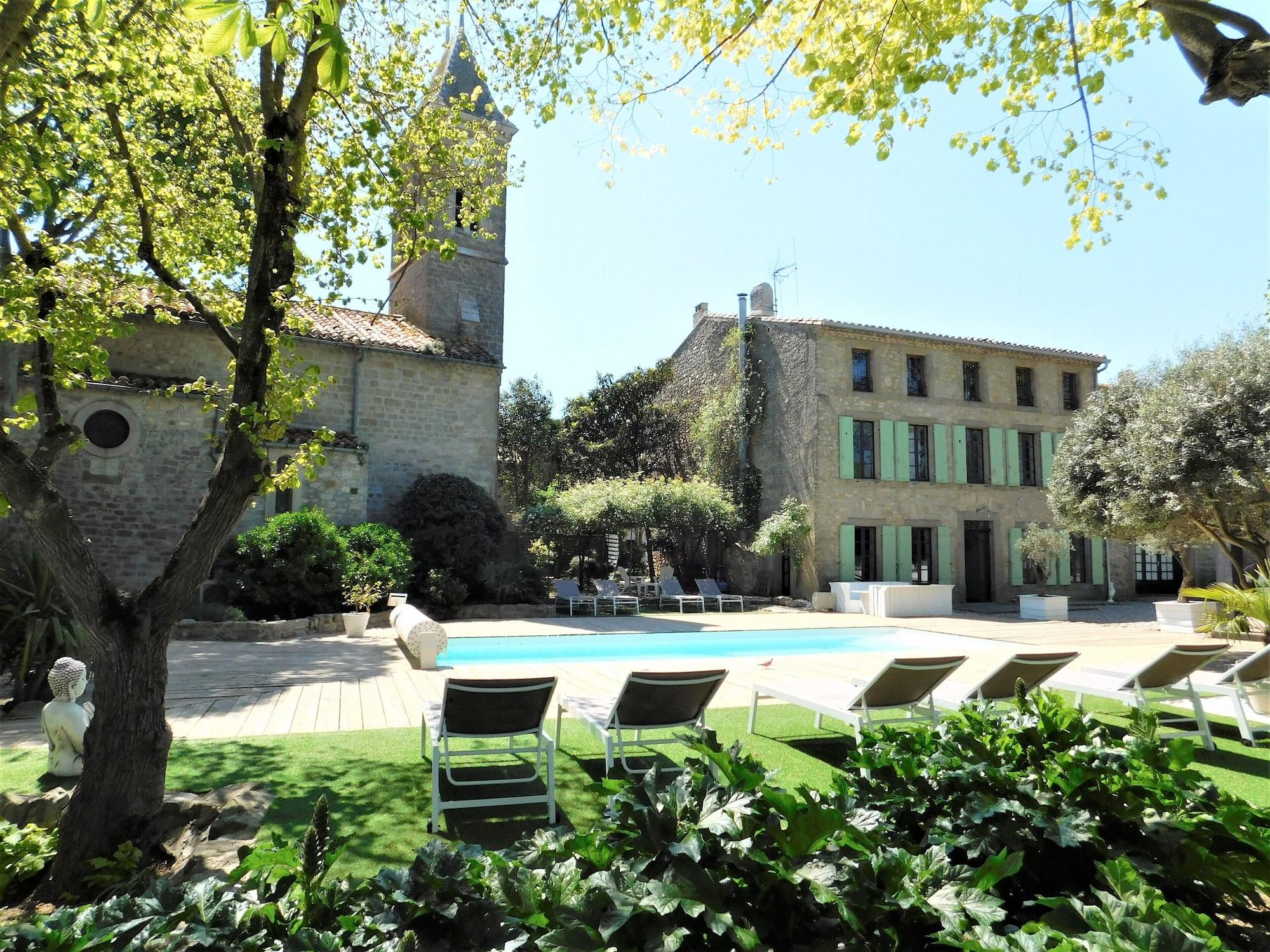 Varios Le Prieure Saint Louis