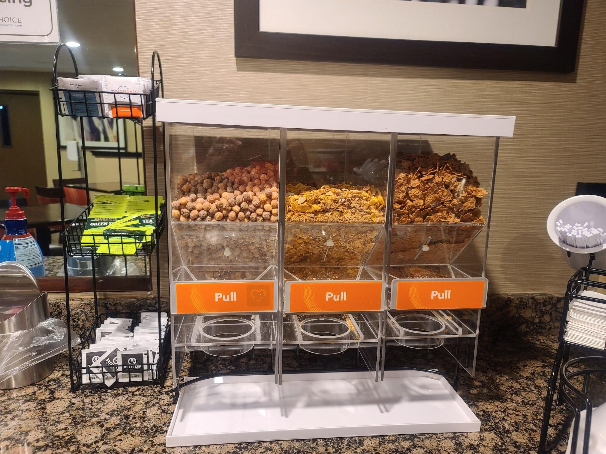 Restaurant Comfort Inn & Suites Leeds I-20