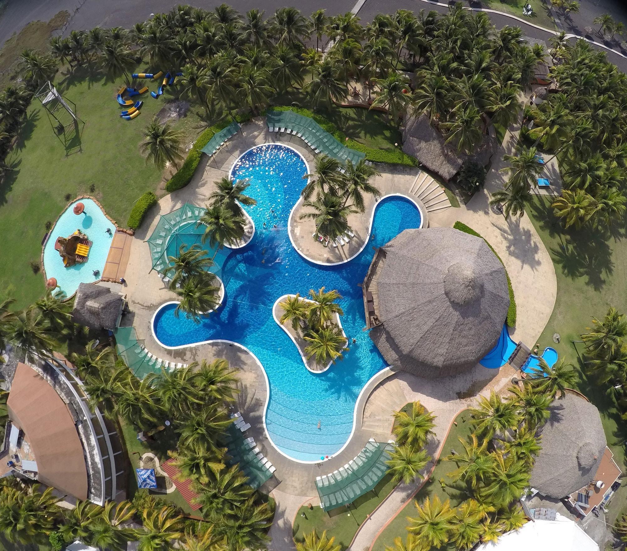 Vista Exterior Hotel Soleil Pacifico
