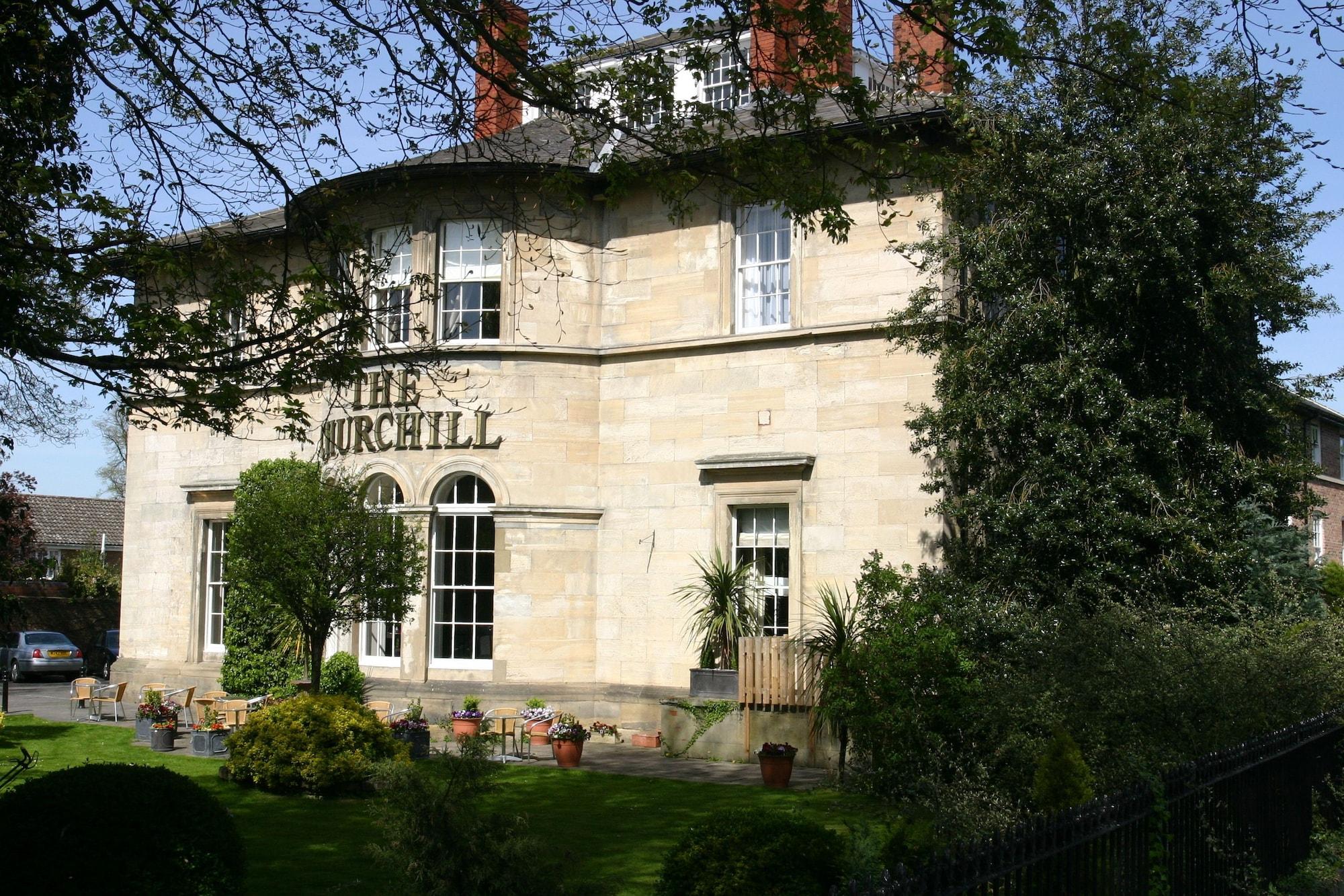 Vista Exterior The Churchill Hotel