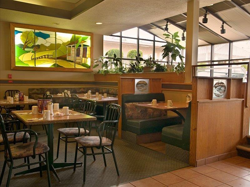 Restaurant Travelodge by Wyndham Abbotsford Bakerview