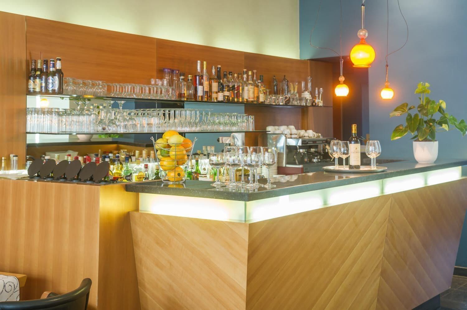 Bar/Salón Hotel Acacia