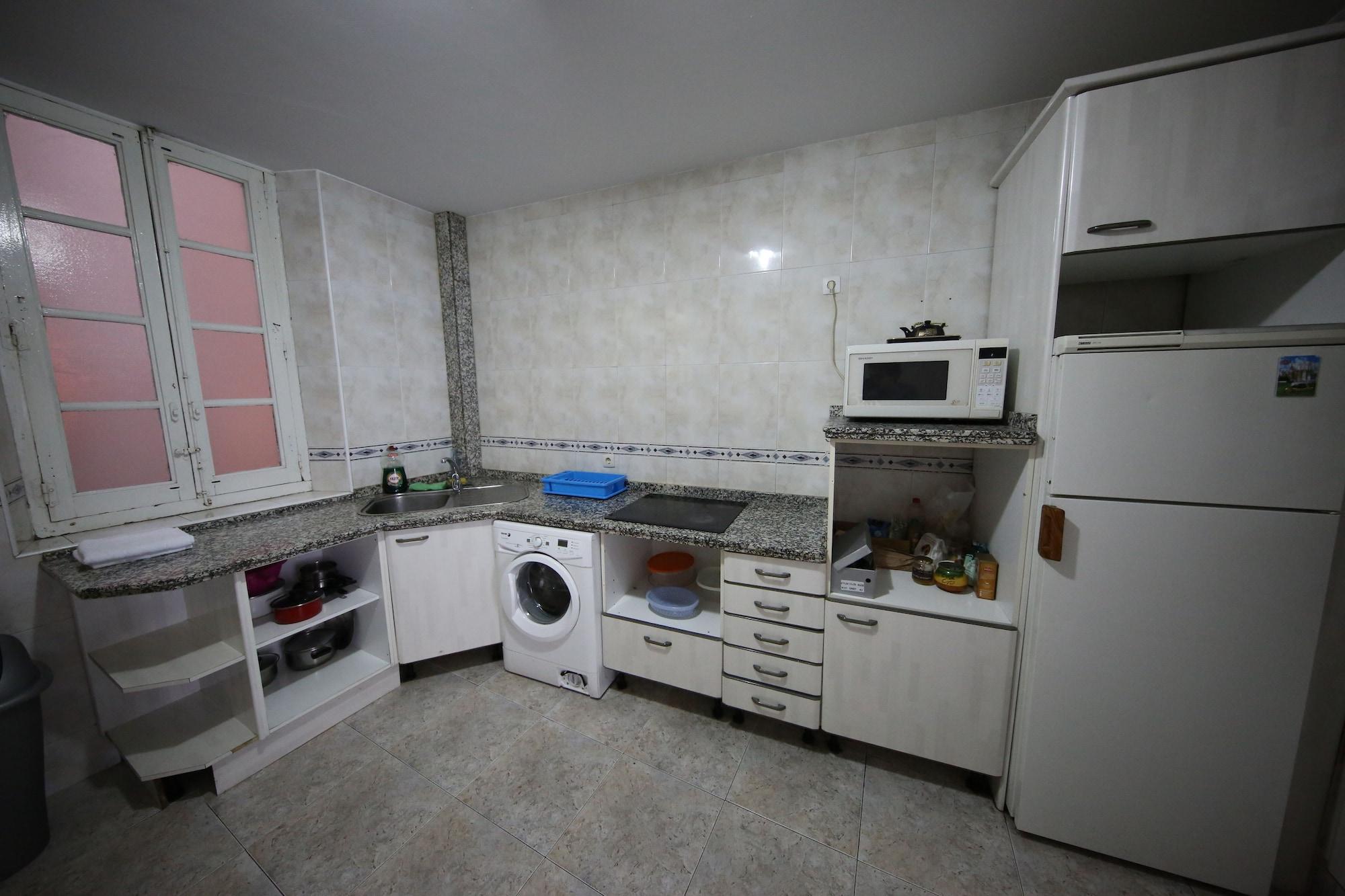 Equipamiento de Habitación Alda Centro León