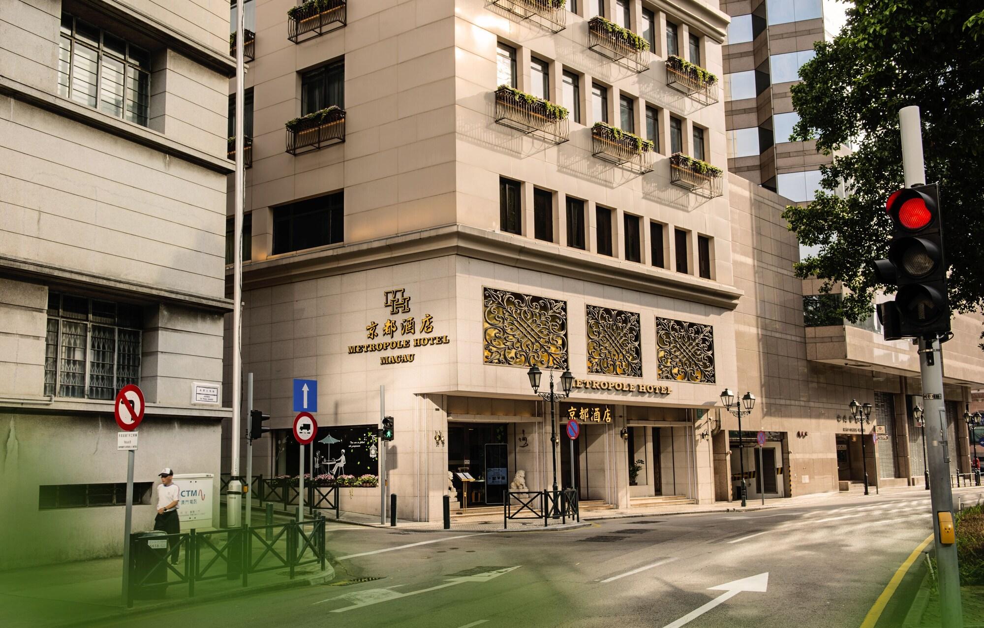 Vista Exterior Metropole Hotel