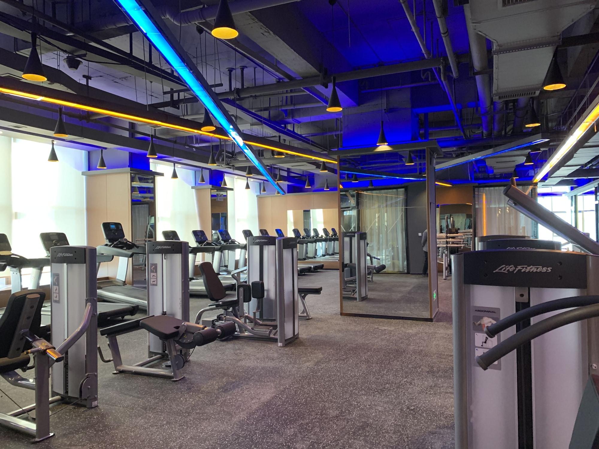 Gimnasio Anshun Perenc Hotel