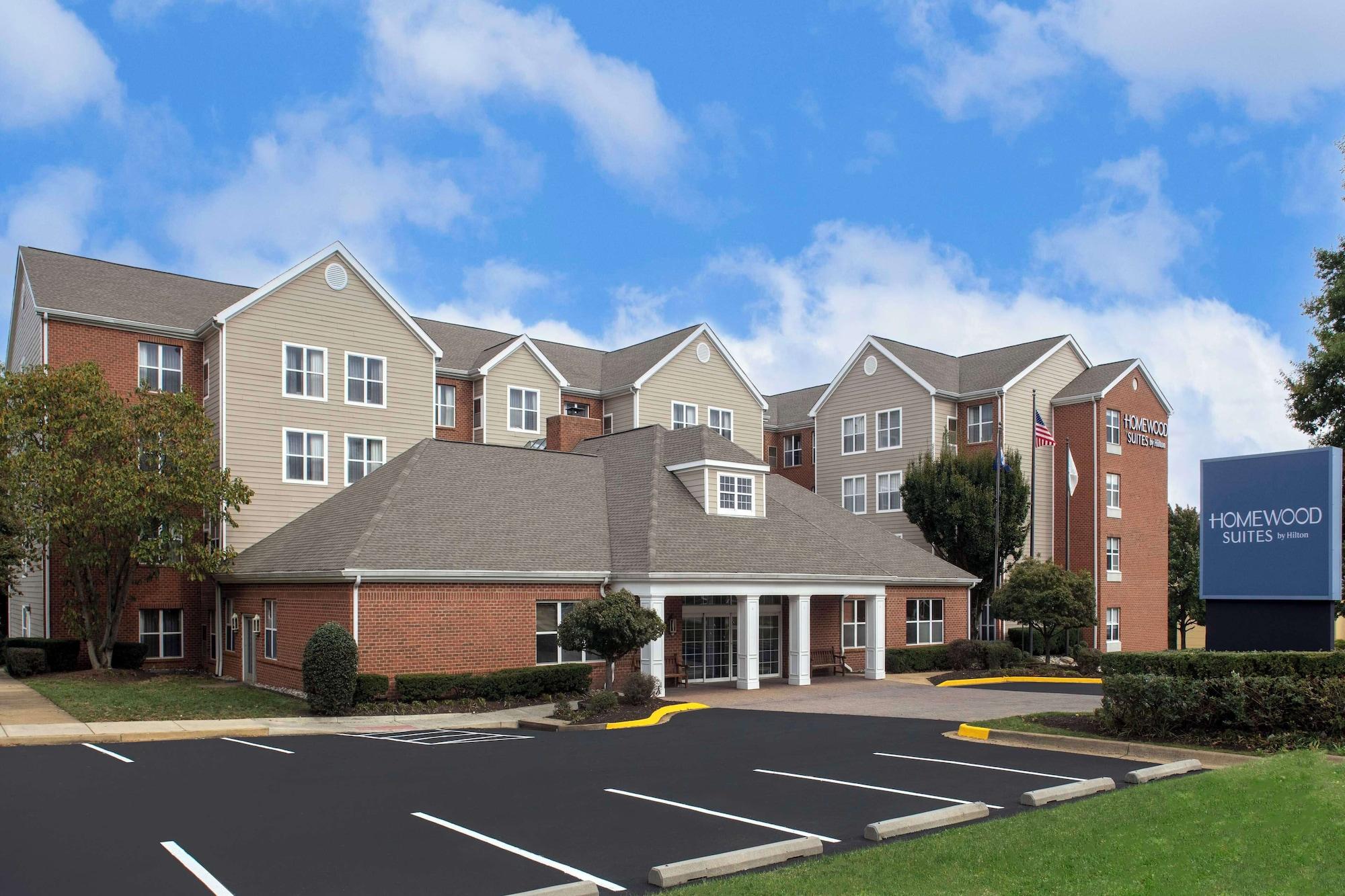 Vista Exterior Homewood Suites by Hilton Alexandria / Pentagon South