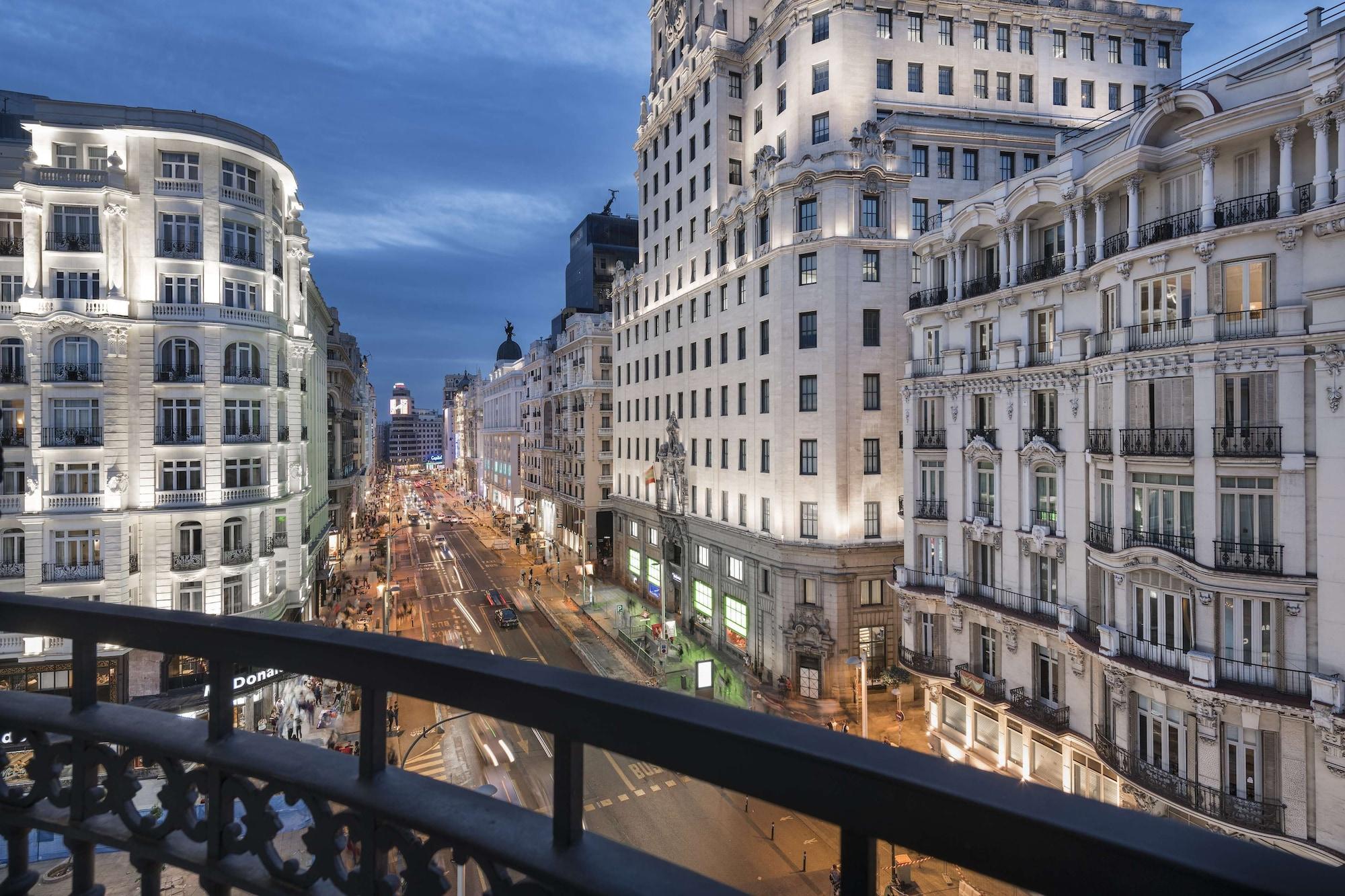 Varios NH Collection Madrid Gran Vía