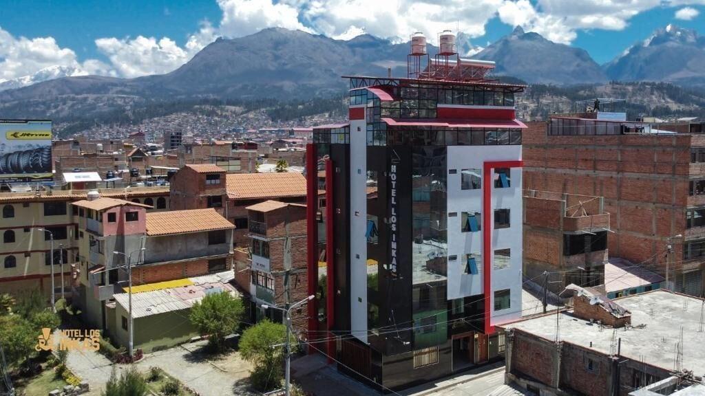 Vista Exterior LOS INKAS HOTEL HUARAZ