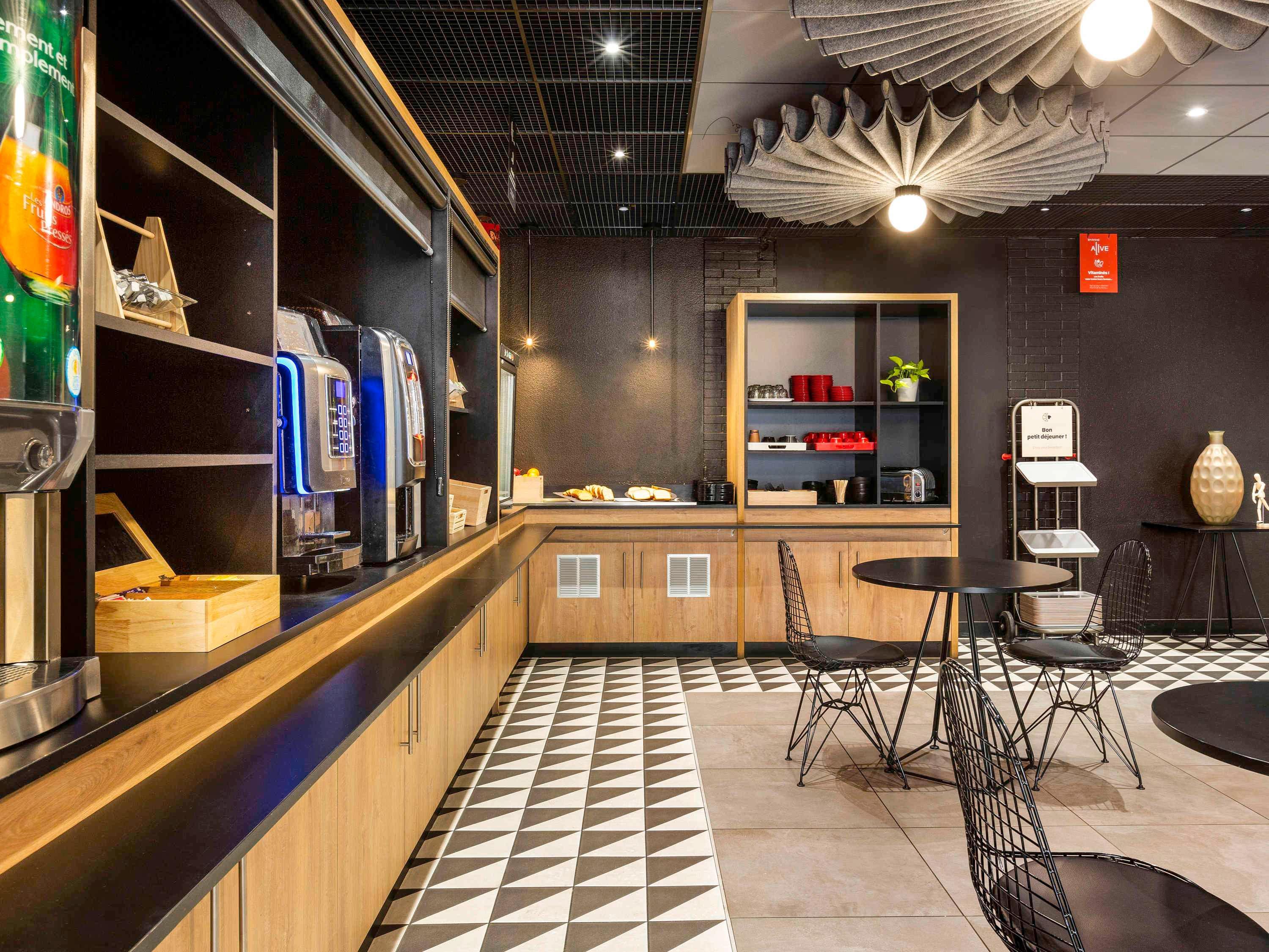 Bar/Salón Hôtel Marseille Centre