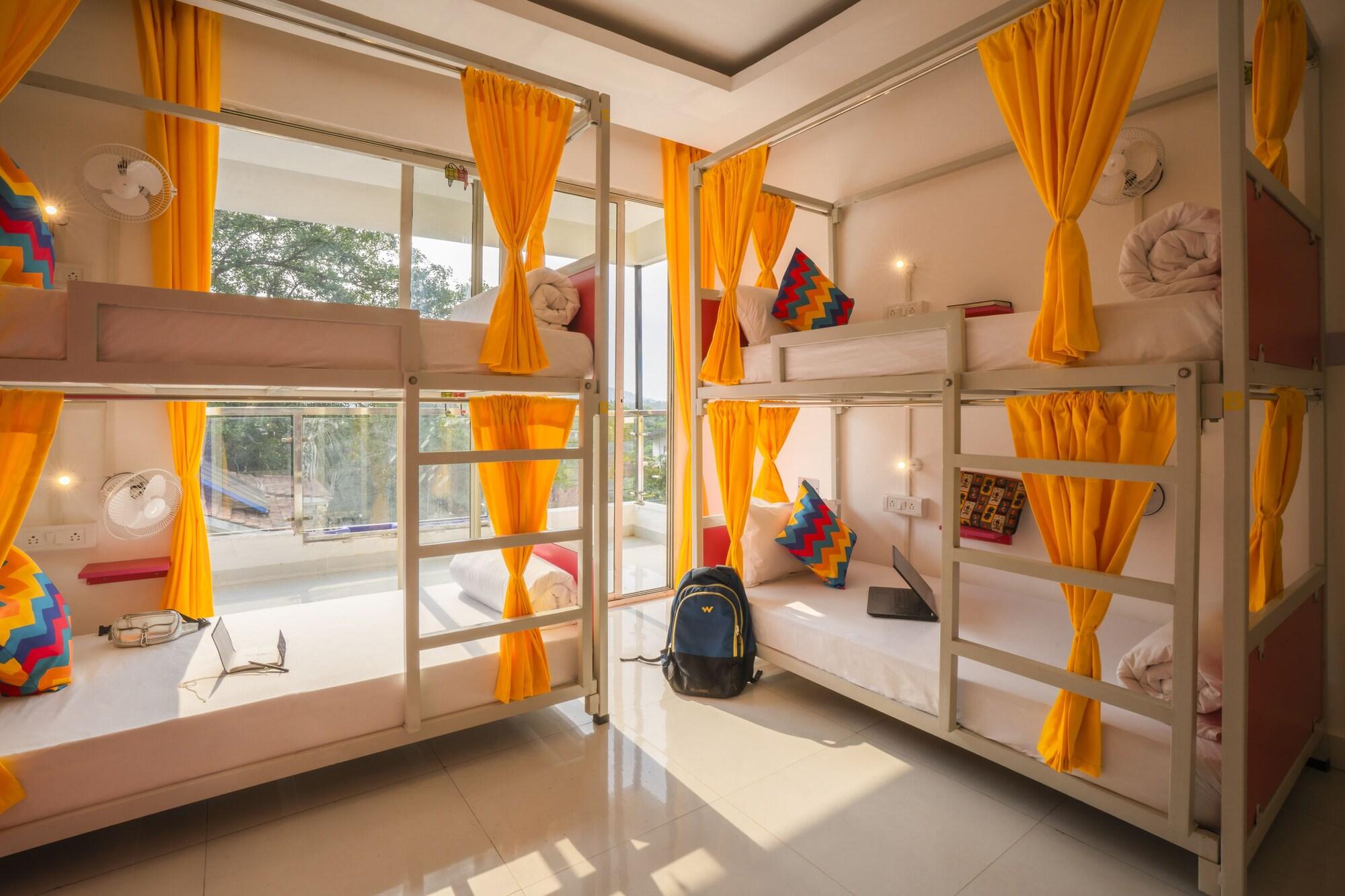 Habitación goSTOPS Goa Baga - Hostel