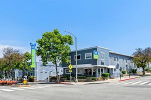 Alojamiento - SureStay Hotel by Best Western Santa Monica