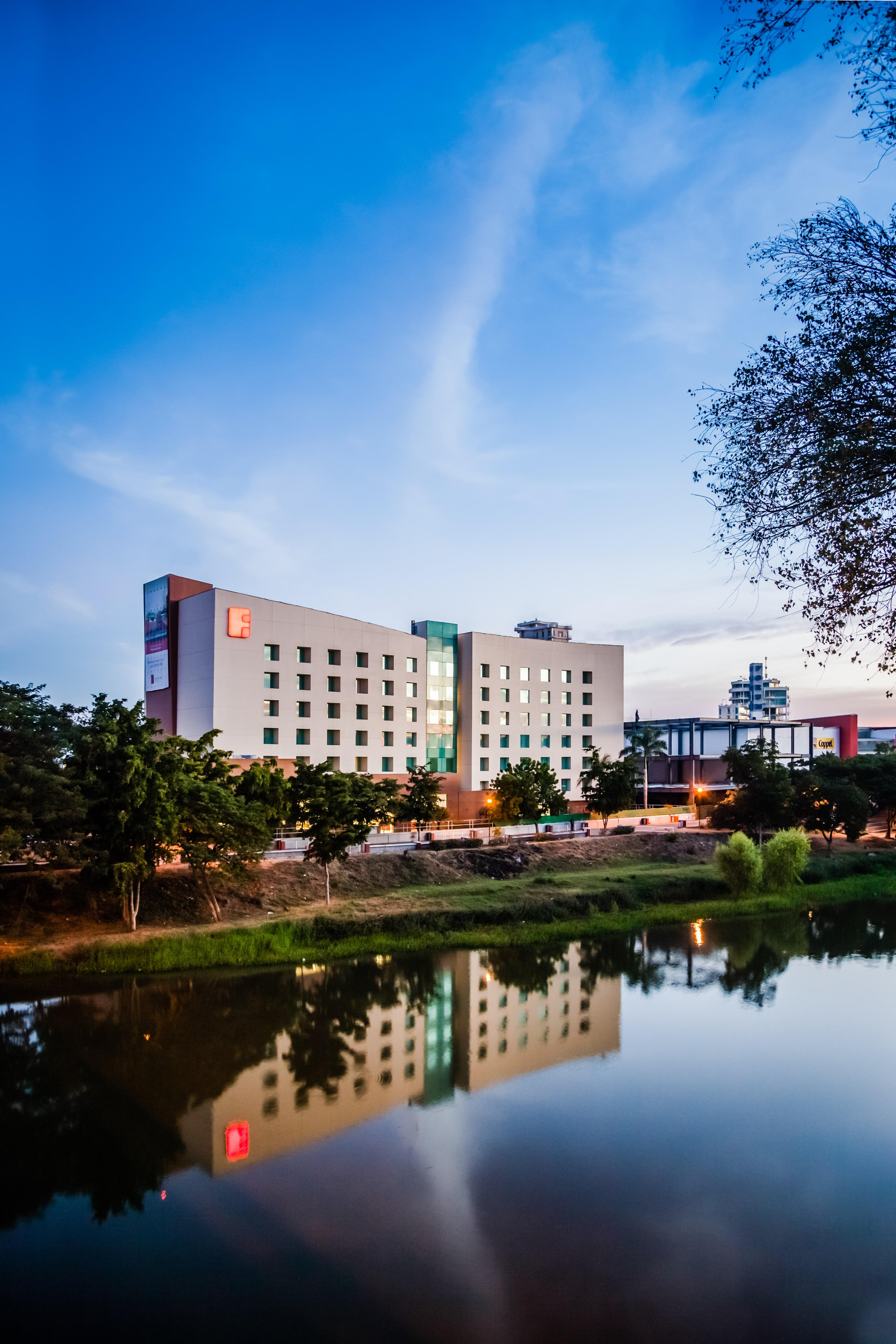Vista Exterior Fiesta Inn Culiacan