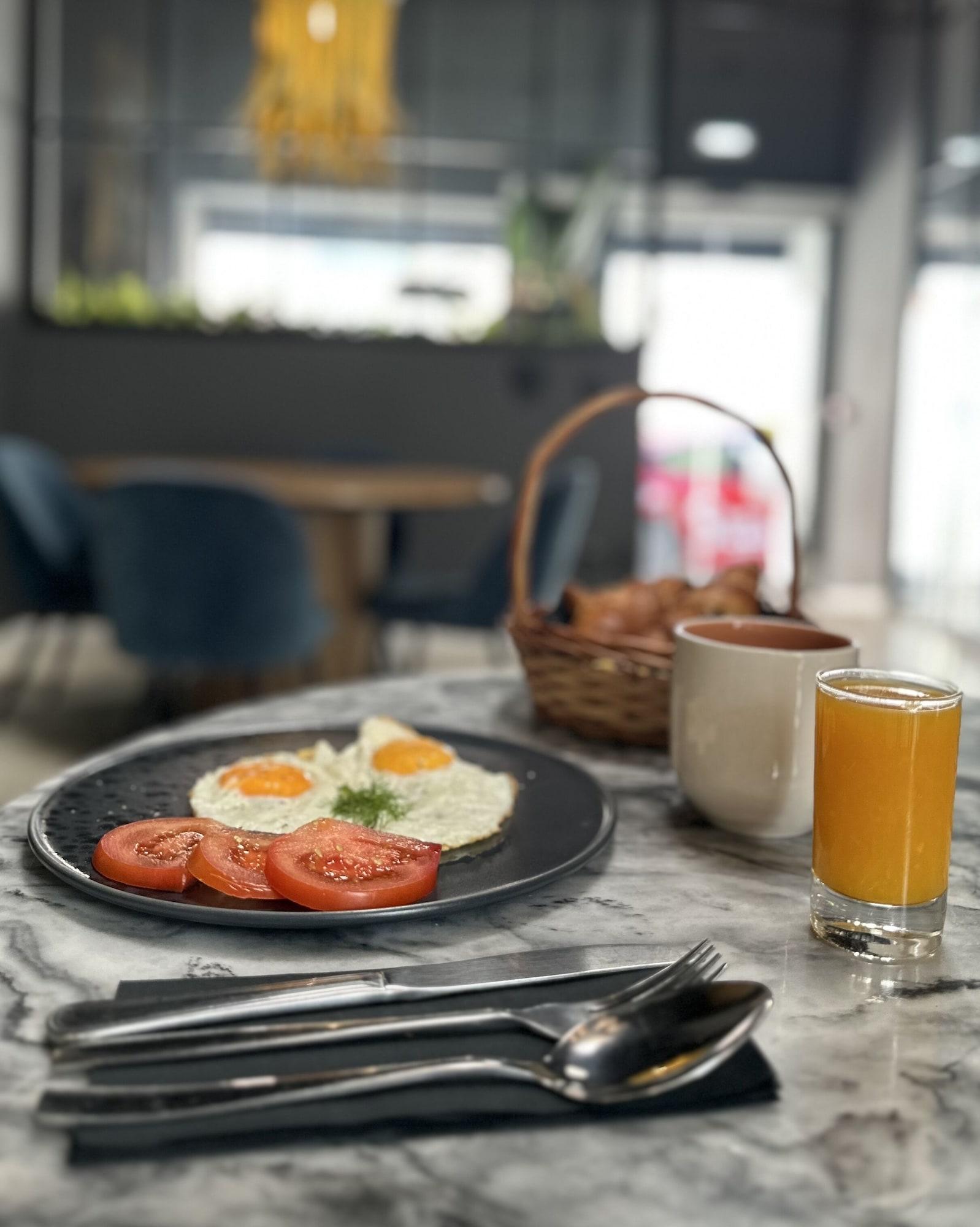 Restaurant 19 Tile Ceramic Concept  - by Unlock Hotels
