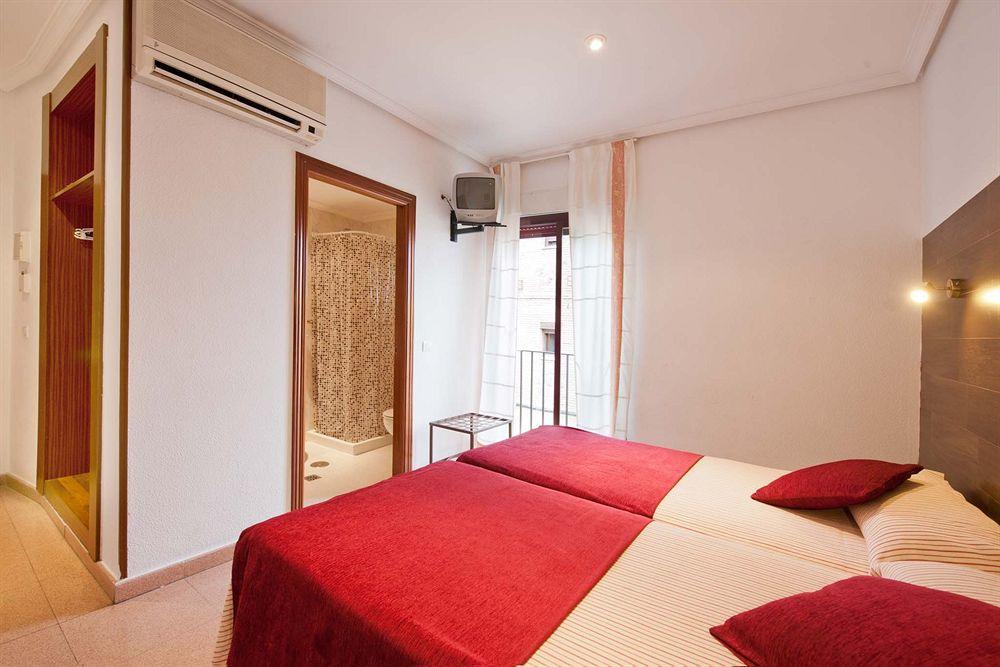 Varios Hostal Sol