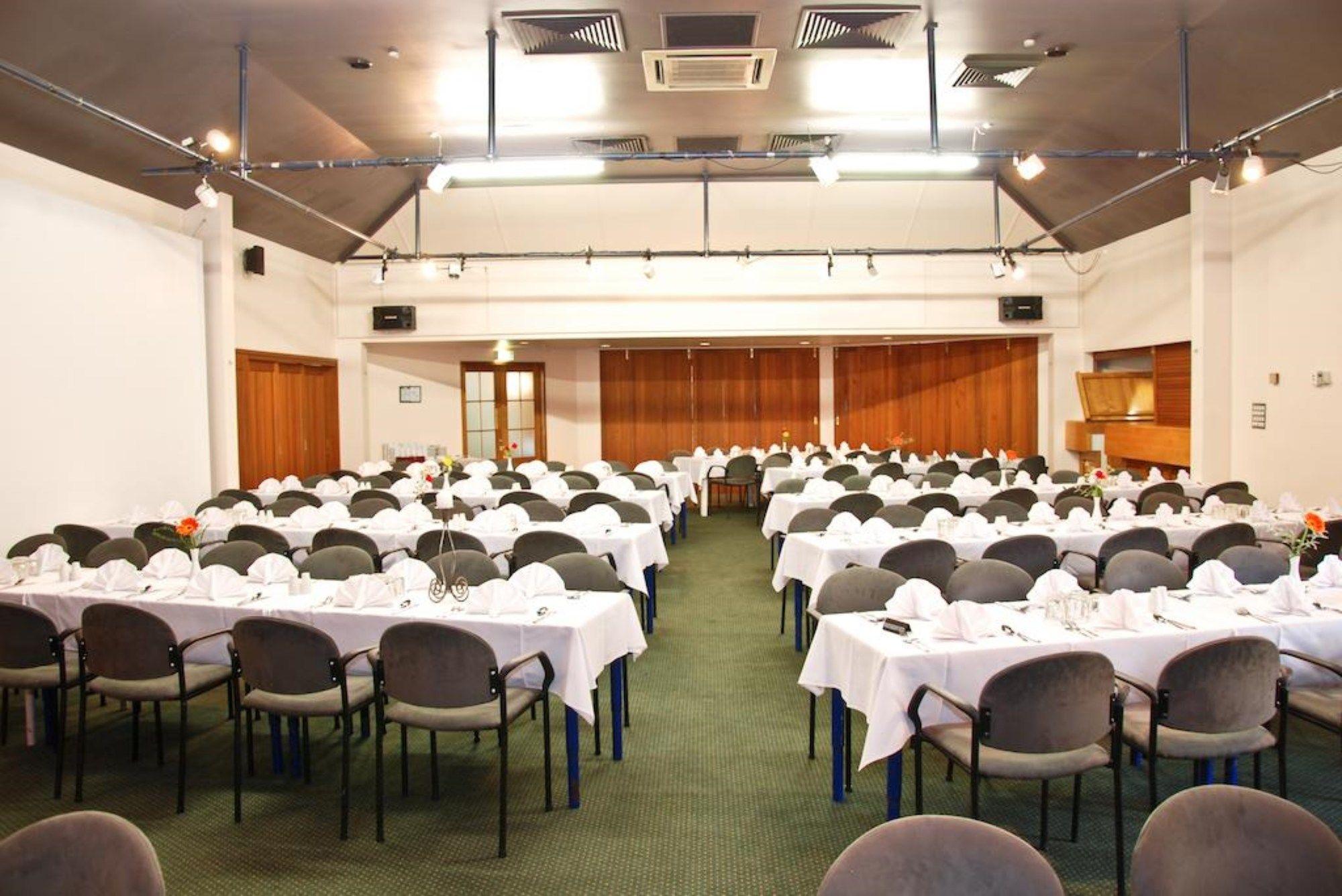 Sala de Reuniones Quality Inn Angus