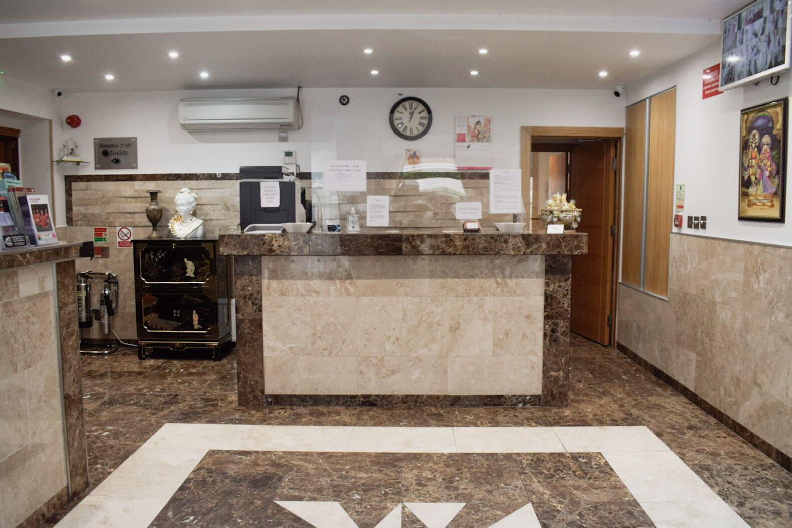 Vista Lobby Osborne Apartments