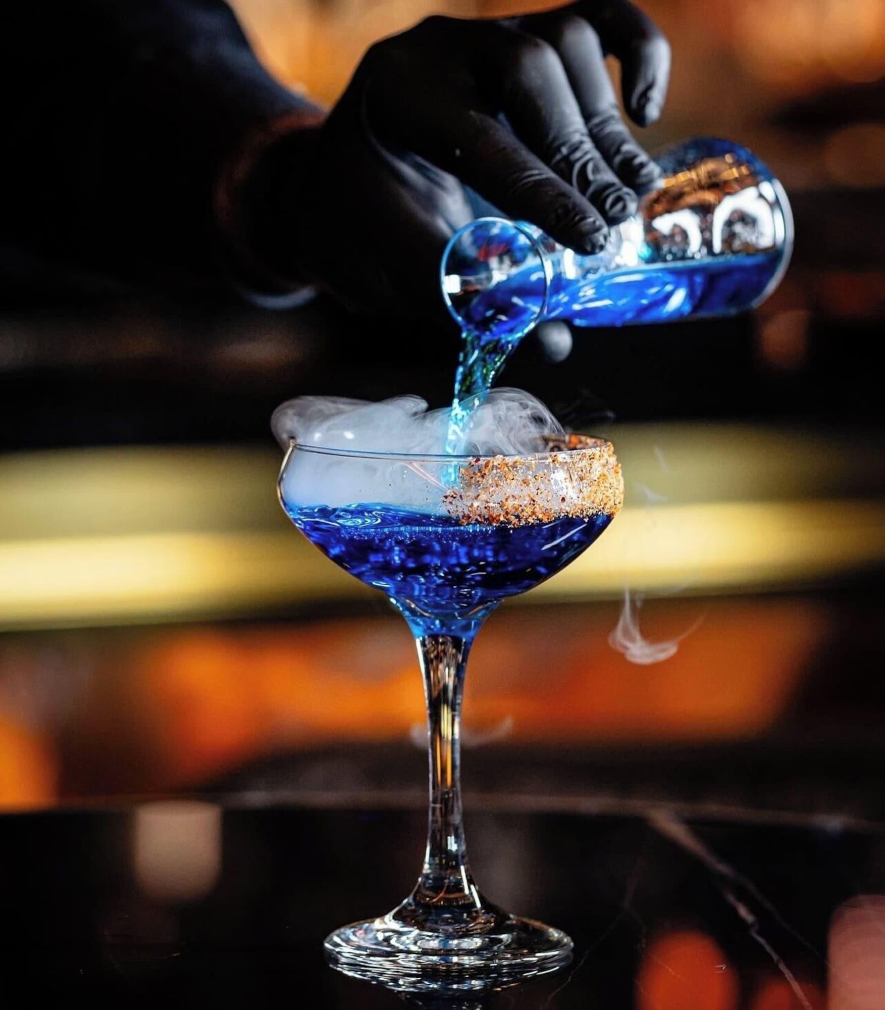 Bar/Salón Hotel TwentySeven