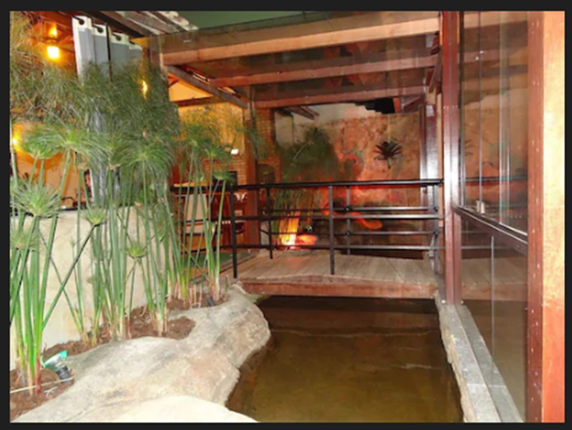 Vista Piscina Pousada Bon Vivant