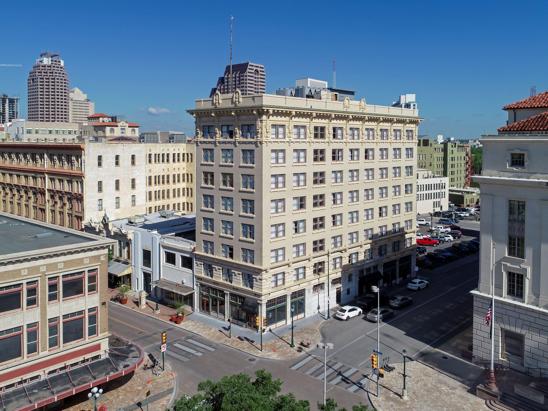 Vista Exterior Hotel Gibbs Downtown Riverwalk