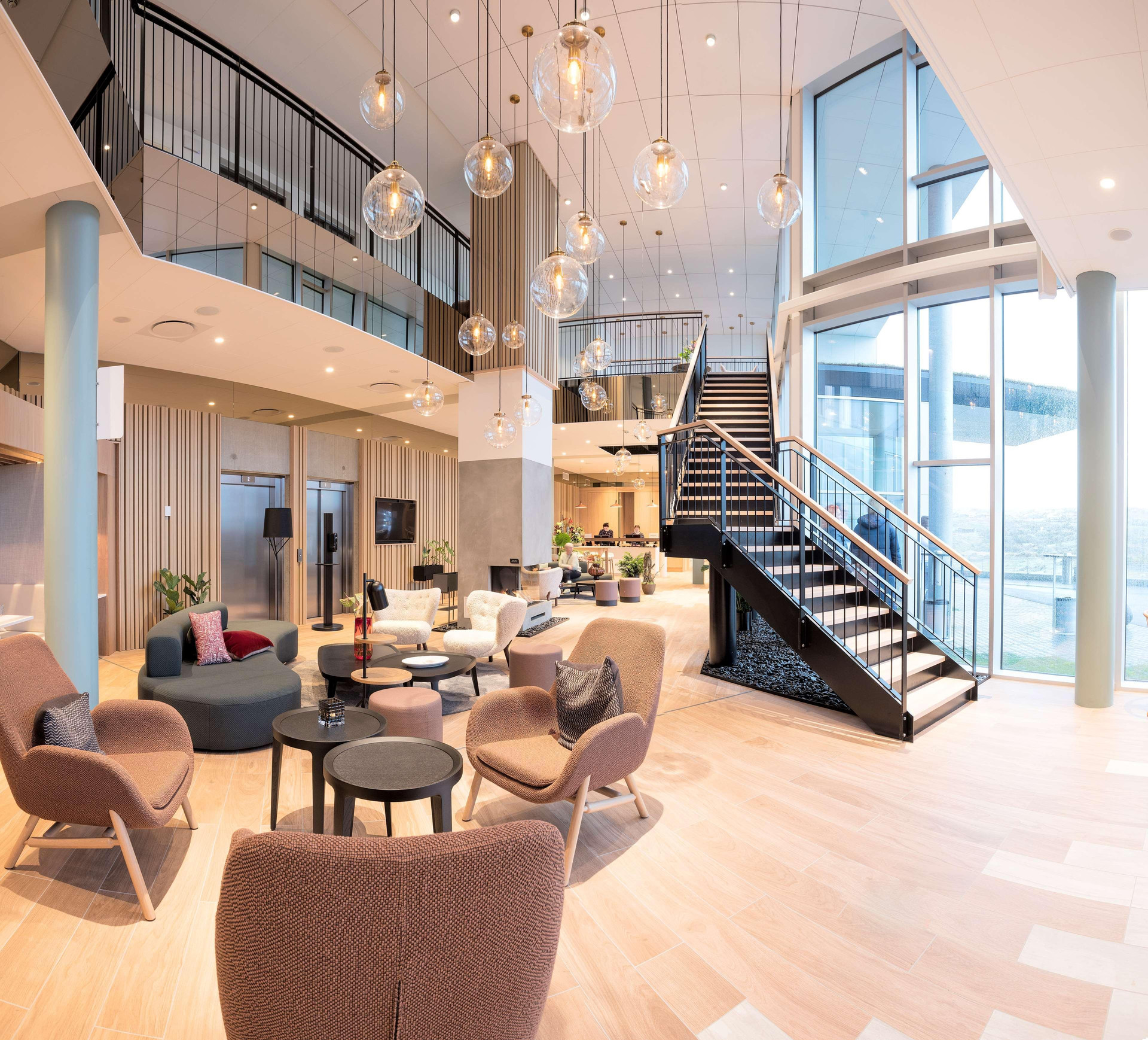 Vista Lobby Hilton Garden Inn Faroe Islands