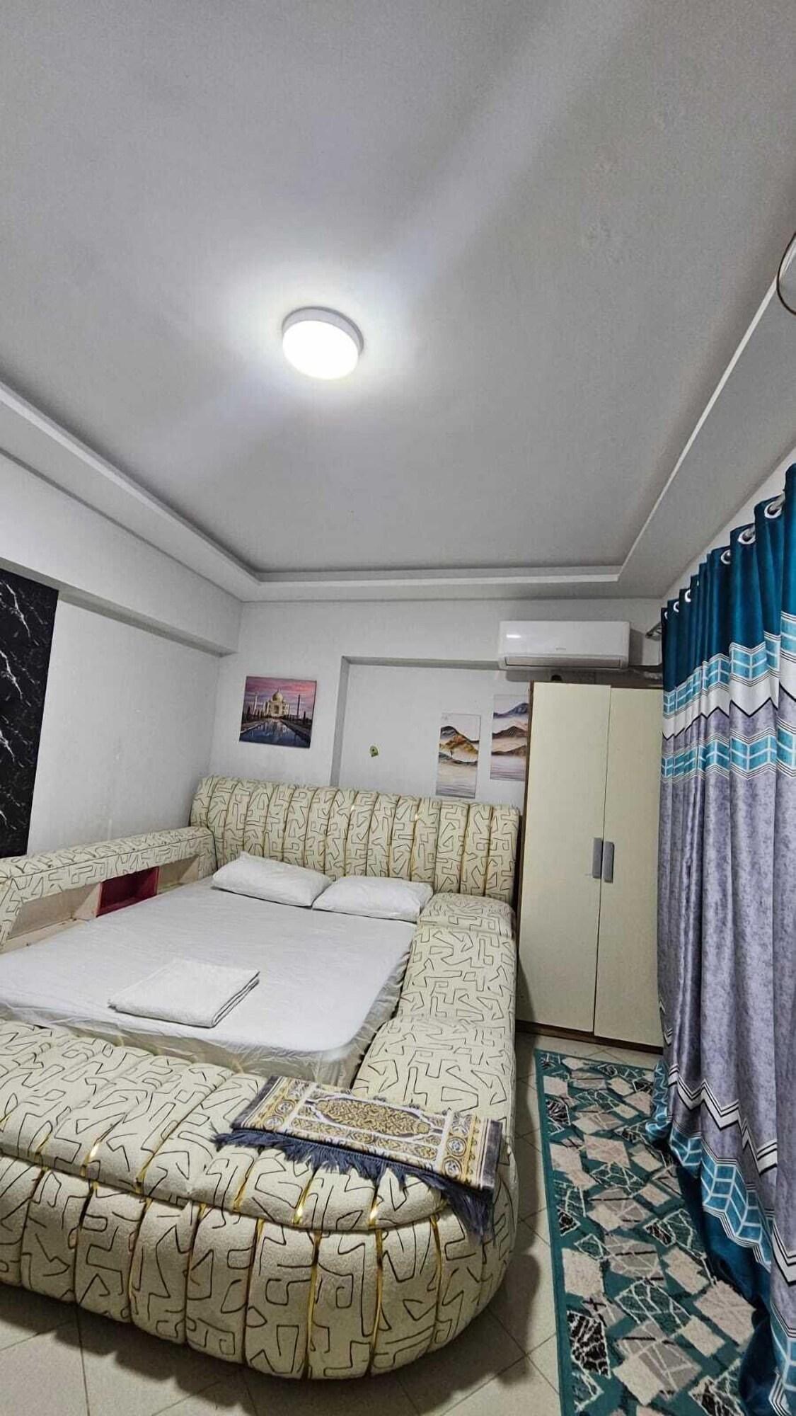 Varios Giza city hotel