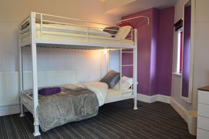 Alojamiento - Old Trafford Guest House