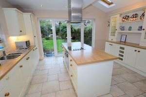 Alquiler Vacacional - Lovely house with a mature garden and is fully serviced and a home from home