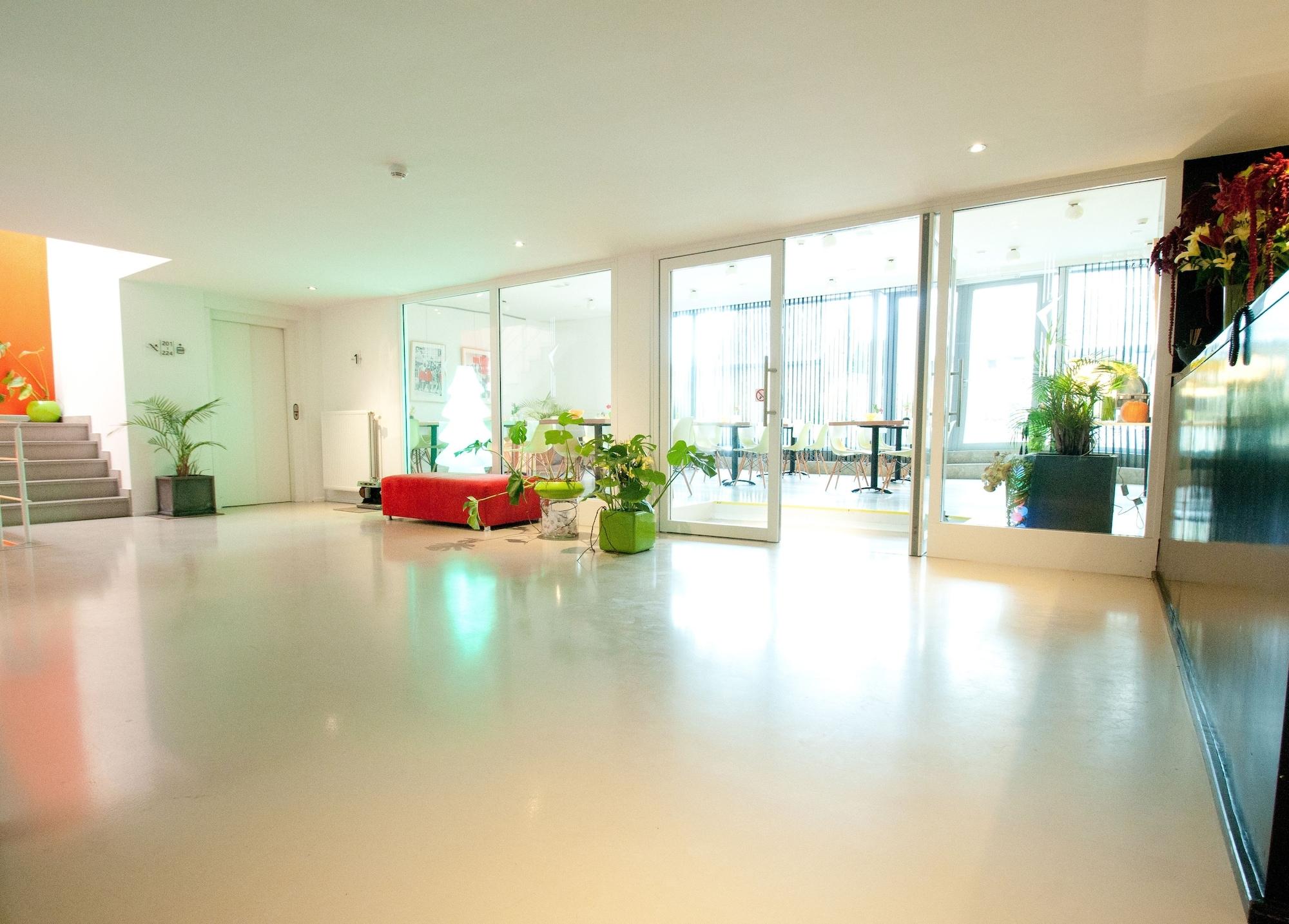 Vista Lobby Corbie Geel