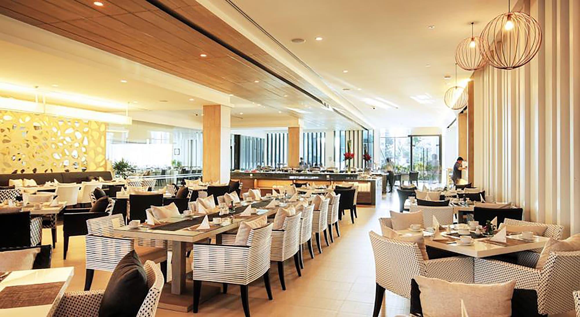 Restaurant Classic Kameo Hotel & Serviced Apartments, Rayong